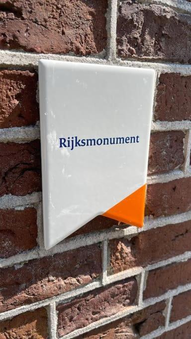 Puur Eastermar - Monumentaal, Authentiek En Luxe Koetshuis Aan Open Vaarwater Met Jacuzzi En Sauna Oostermeer Eksteriør bilde